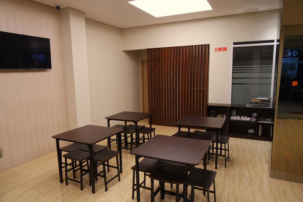 Yokotel Hotel Бандунг Экстерьер фото