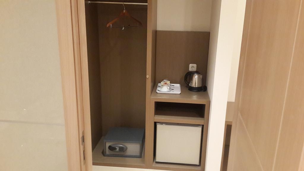 Yokotel Hotel Бандунг Экстерьер фото